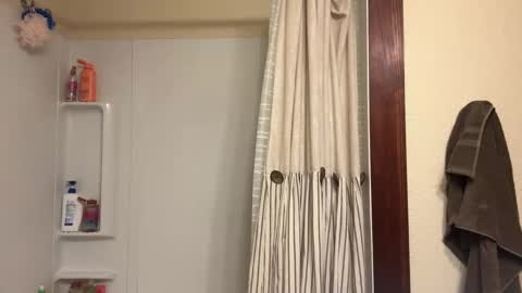 Snapshot of cloverboy1988 chatting on 19, 2, 2025 cloverboy1988 online show from 19, 2, 2025