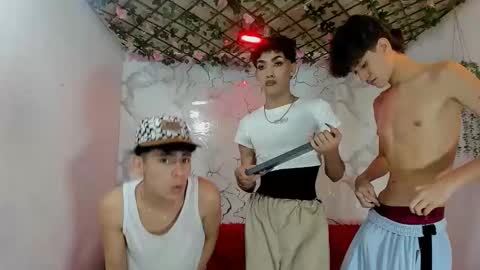 club_latinboys online show from 14, 4, 2026