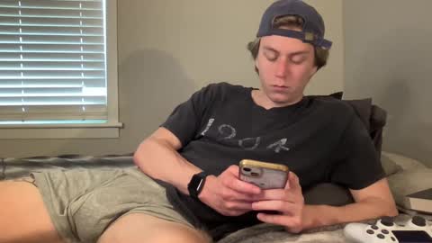 Snapshot of clydeaustin chatting on 12, 9, 2025 Clyde Austin online show from 12, 9, 2025