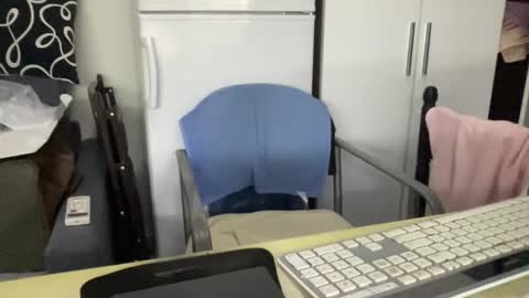 Coach Karl Porn Star Tip me all the way to my next trip online show from 21, 10, 2025