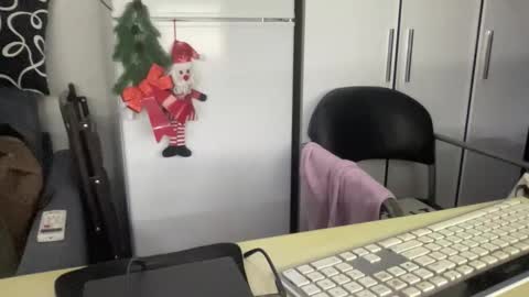 Coach Karl Porn Star Tip me all the way to my next trip online show from 21, 12, 2025