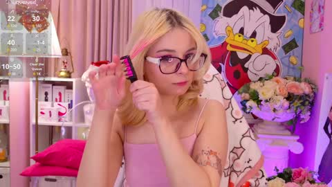 Snapshot of coconut_mia chatting on 10, 12, 2024 Mia online show from 10, 12, 2024