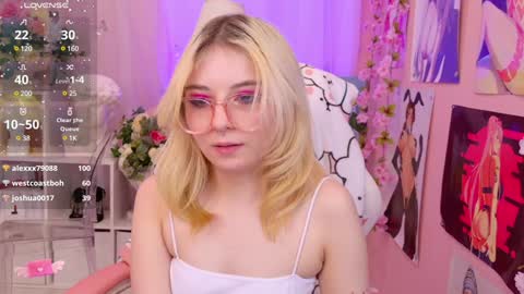 Snapshot of coconut_mia chatting on 25, 1, 2025 Mia online show from 25, 1, 2025