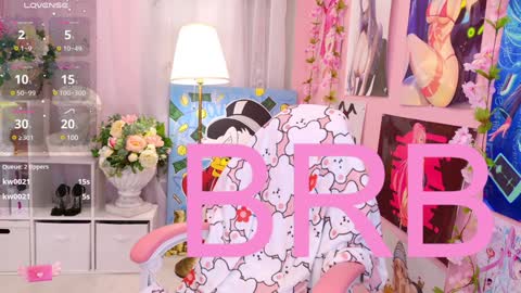 Snapshot of coconut_mia chatting on 1, 2, 2025 Mia online show from 1, 2, 2025