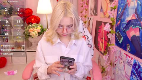 Snapshot of coconut_mia chatting on 7, 2, 2025 Mia online show from 7, 2, 2025