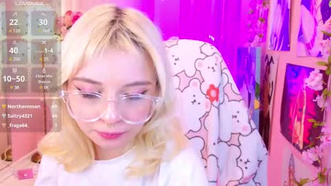 Snapshot of coconut_mia chatting on 5, 3, 2025 Mia online show from 5, 3, 2025