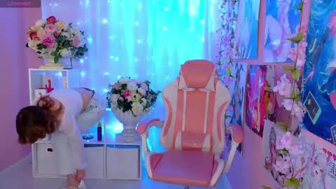 Mia online show from 7, 5, 2026