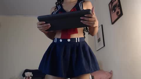 coconutt_oil online show from 13, 3, 2026