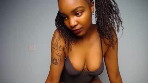 Snapshot of cocos_camera chatting on 20, 10, 2025 Coco online show from 20, 10, 2025