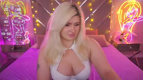 Snapshot of cocosecretss chatting on 14, 5, 2026 onlyfans amyleyy online show from 14, 5, 2026