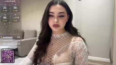 Snapshot of coffee_wihtout_milk chatting on 16, 7, 2026 Yumi online show from 16, 7, 2026