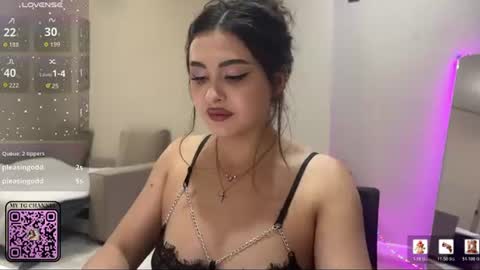 Snapshot of coffee_wihtout_milk chatting on 8, 8, 2026 Yumi online show from 8, 8, 2026