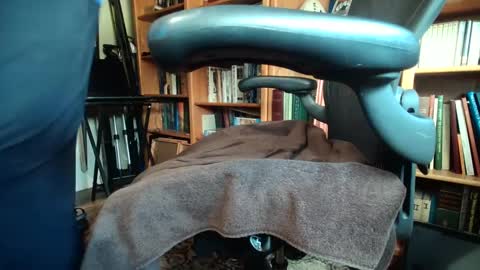 colchuck online show from 13, 1, 2025