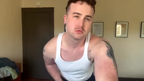 Snapshot of collegeboy417 chatting on 7, 3, 2025 collegeboy417 online show from 7, 3, 2025