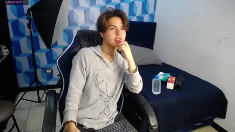 collinstone online show from 21, 1, 2025