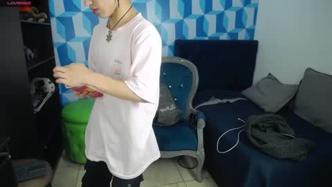 collinstone online show from 28, 1, 2025