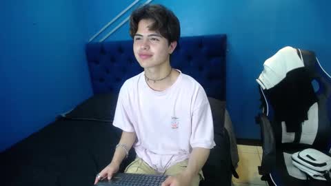 collinstone online show from 6, 3, 2025