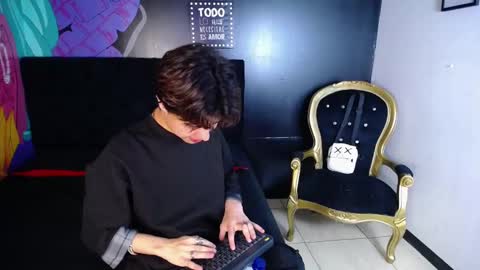 collinstone online show from 9, 3, 2025