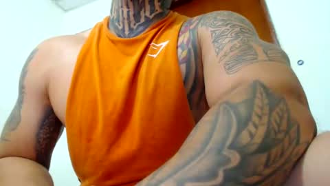 Snapshot of colombian_monster_cock chatting on 18, 12, 2024 camilo online show from 18, 12, 2024