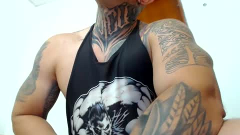 Snapshot of colombian_monster_cock chatting on 23, 12, 2024 camilo online show from 23, 12, 2024