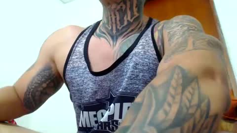 Snapshot of colombian_monster_cock chatting on 13, 2, 2025 camilo online show from 13, 2, 2025