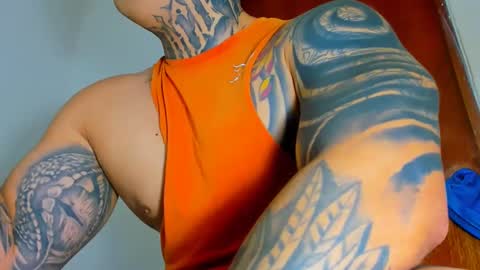 Snapshot of colombian_monster_cock chatting on 5, 10, 2025 camilo online show from 5, 10, 2025