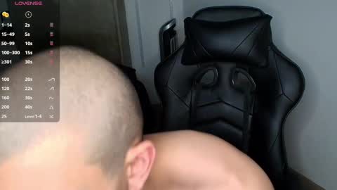 colombianmuscle8 online show from 12, 1, 2025