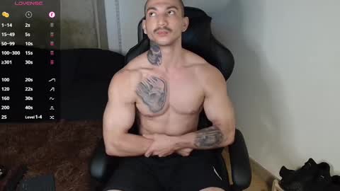 colombianmuscle8 online show from 11, 2, 2025