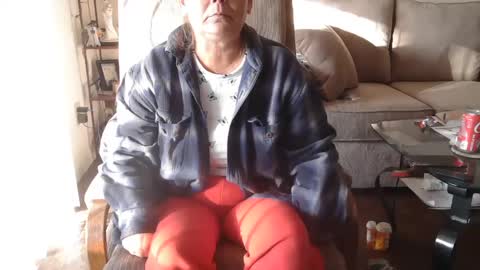 comeback pussy online show from 23, 12, 2024