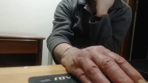 Snapshot of comemivuoi2 chatting on 12, 3, 2026 comemivuoi2 online show from 12, 3, 2026