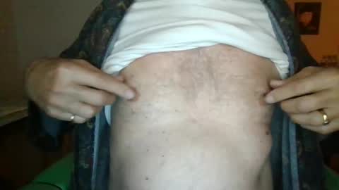 Snapshot of comeonmymouth chatting on 5, 2, 2025 comeonmymouth online show from 5, 2, 2025