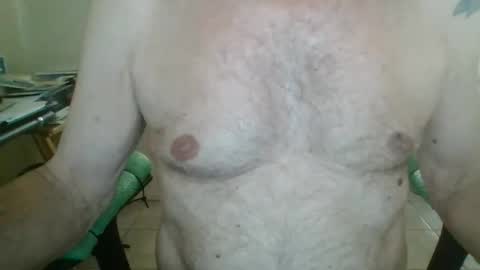 Snapshot of comeonmymouth chatting on 22, 12, 2025 comeonmymouth online show from 22, 12, 2025