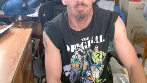 Nelson or ComicKing and sometime Peachy143 online show from 22, 2, 2025