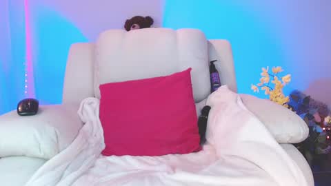 Snapshot of concubine_princess chatting on 23, 12, 2024 Ariane... online show from 23, 12, 2024