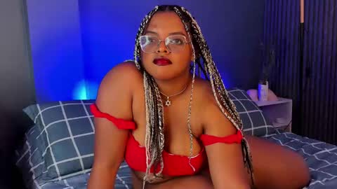 conielaurenth online show from 10, 2, 2025