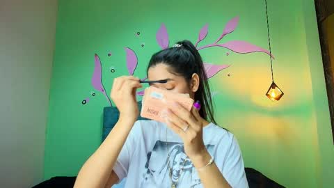 C O N N I E online show from 28, 11, 2025