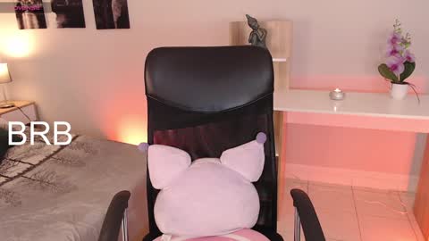 Snapshot of connie_haze chatting on 23, 1, 2025 Connie online show from 23, 1, 2025