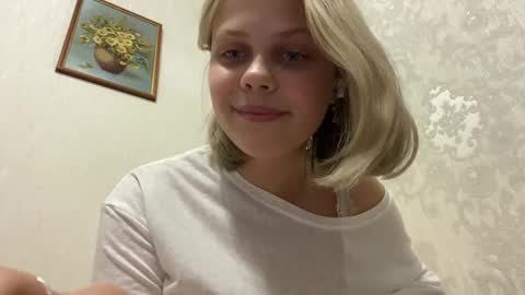 Snapshot of constancecovil chatting on 25, 2, 2026 Viktorina online show from 25, 2, 2026