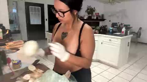 Snapshot of controllercutie chatting on 14, 9, 2025 controllercutie online show from 14, 9, 2025