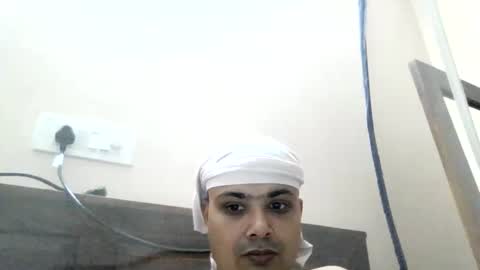 Cool Breeze09 online show from 25, 3, 2026