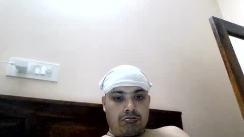 Cool Breeze09 online show from 18, 6, 2026