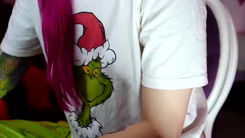 Ginger The Cringer online show from 21, 12, 2025