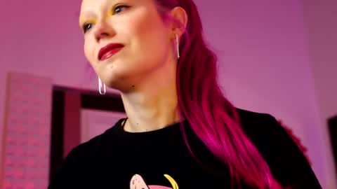Ginger The Cringer online show from 4, 5, 2026