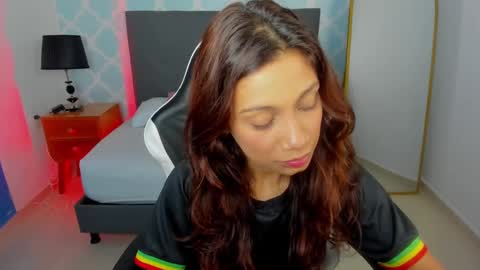  CORA  online show from 15, 9, 2025