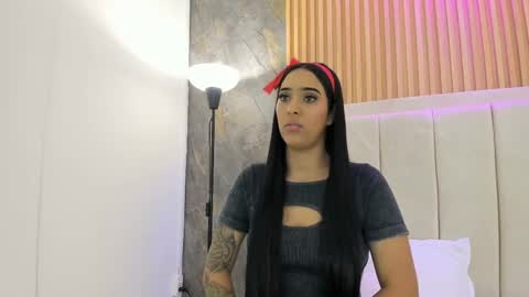 Coral Evans online show from 31, 3, 2026