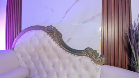 Coralie Bronson online show from 12, 11, 2025