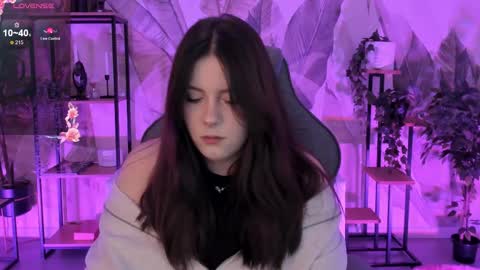 little girl who is always right or Coraline online show from 23, 10, 2025