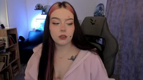 little girl who is always right or just Cora online show from 11, 5, 2026