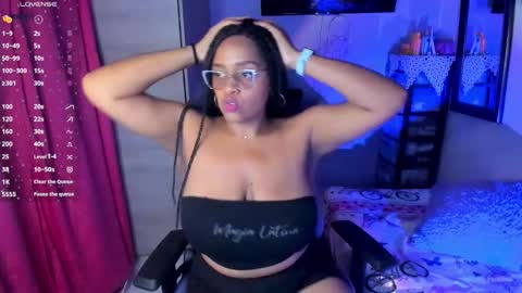 Snapshot of corinastonee chatting on 13, 9, 2025 corina online show from 13, 9, 2025