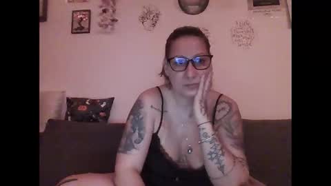 Snapshot of corsetlady123 chatting on 25, 12, 2024 corsetlady online show from 25, 12, 2024